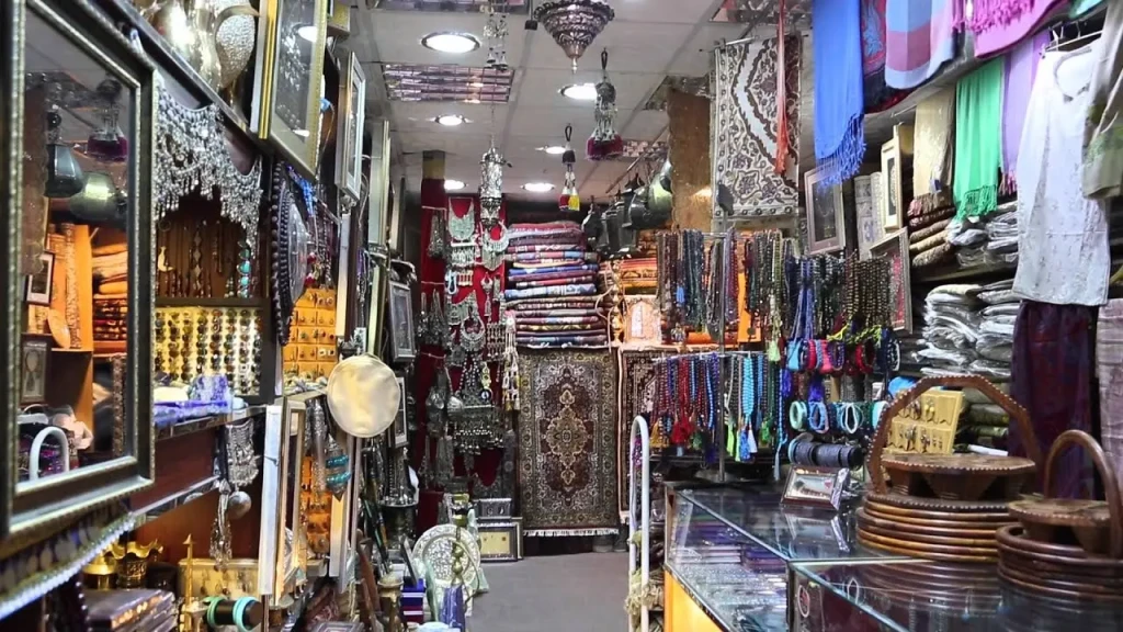 souk-rue-traditionnelle